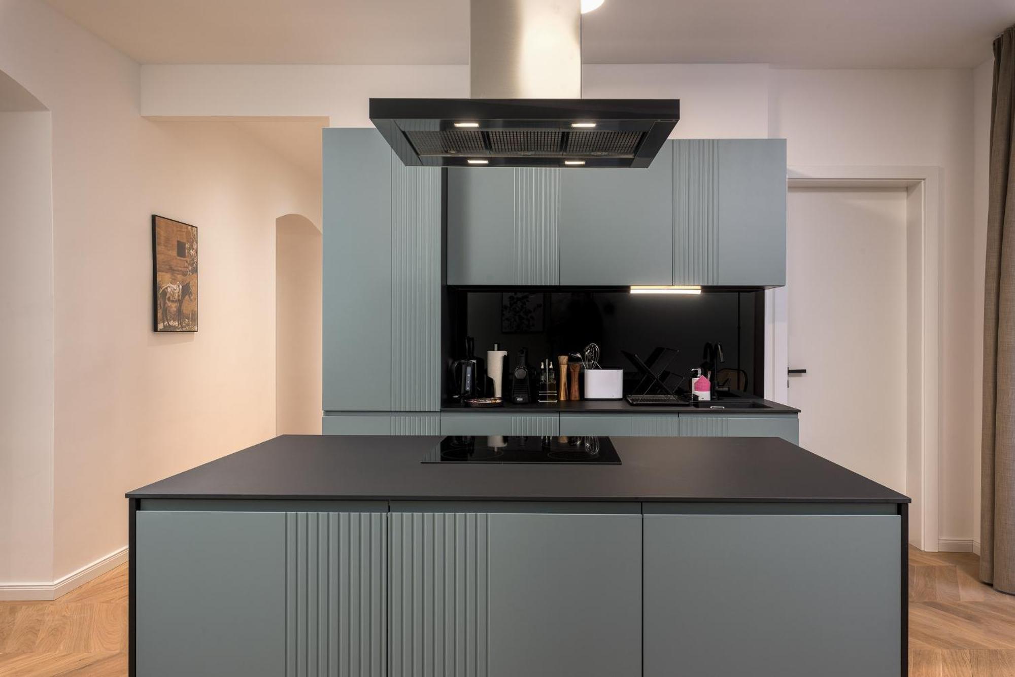 Limehome Vienna Karajangasse Bagian luar foto