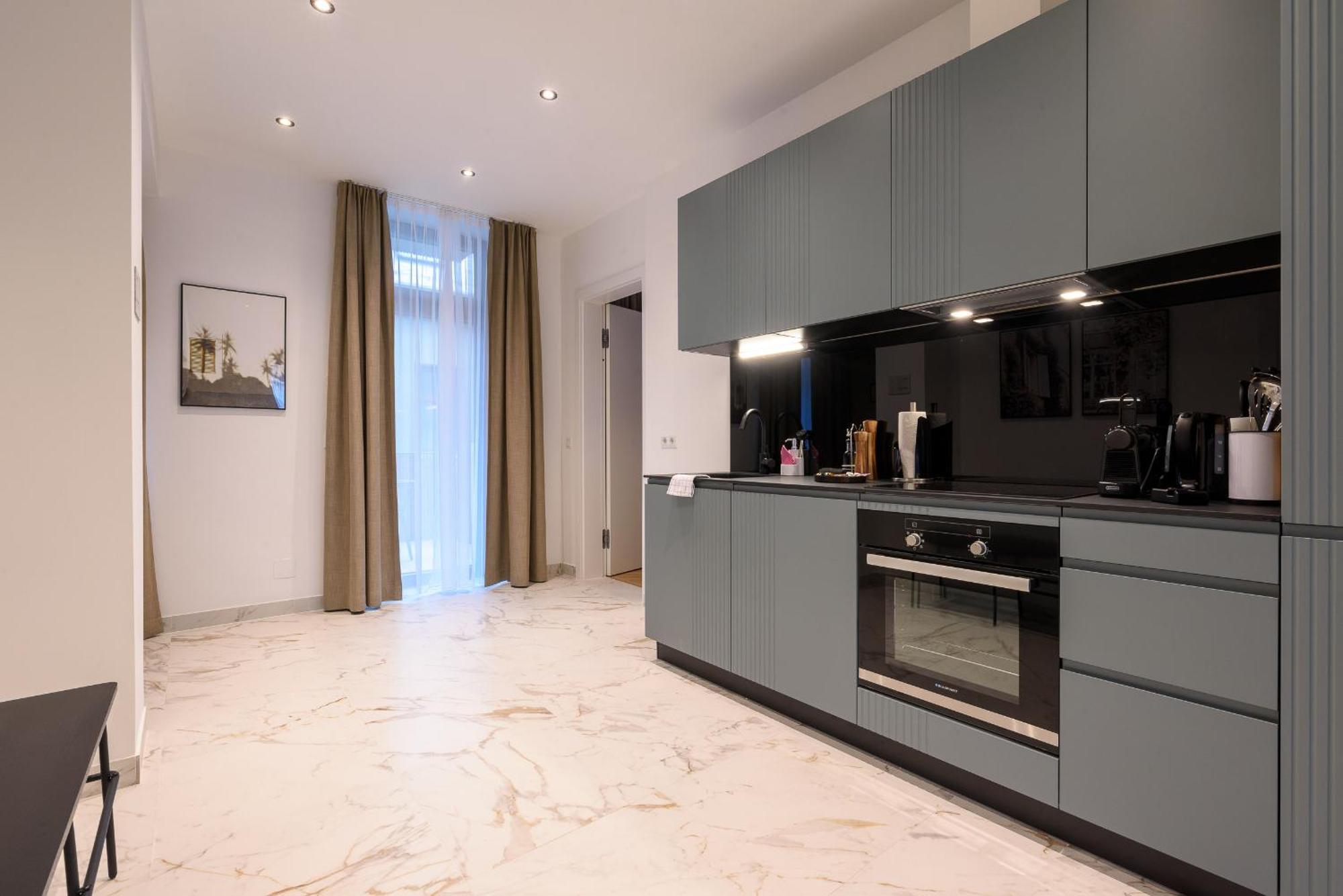 Limehome Vienna Karajangasse Ruang foto